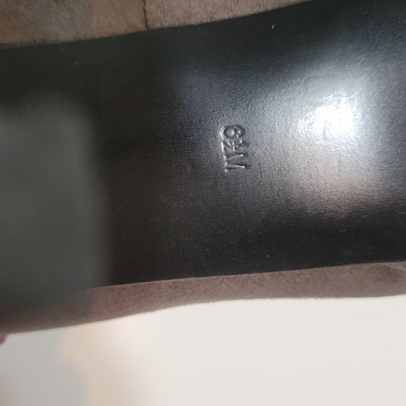 GUESS gray suede platform heels with ankle strap, size 6.5 - Picture 3 of 15